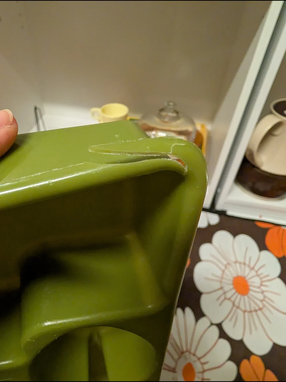 Olive Green Rubbermaid Vintage Utensil Organizer